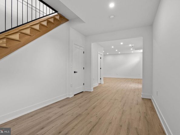 10 Churchville Lane, Churchville PA 18966