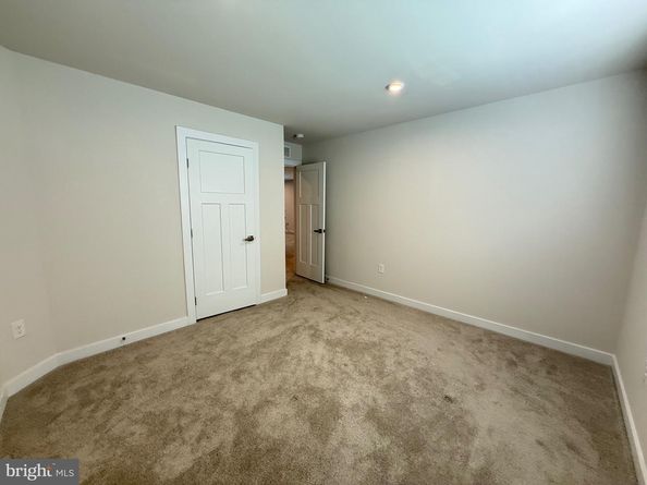 1045 Miles Court, Cheltenham PA 19012
