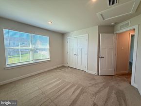 1045 Miles Court, Cheltenham PA 19012