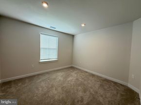 1045 Miles Court, Cheltenham PA 19012