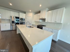 1045 Miles Court, Cheltenham PA 19012