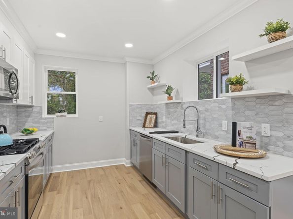 7638 Fayette Street, Philadelphia PA 19150
