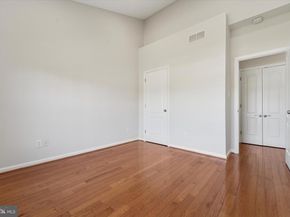 290 Byberry Road 18, Philadelphia PA 19116
