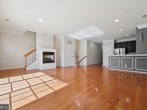 290 Byberry Road 18, Philadelphia PA 19116