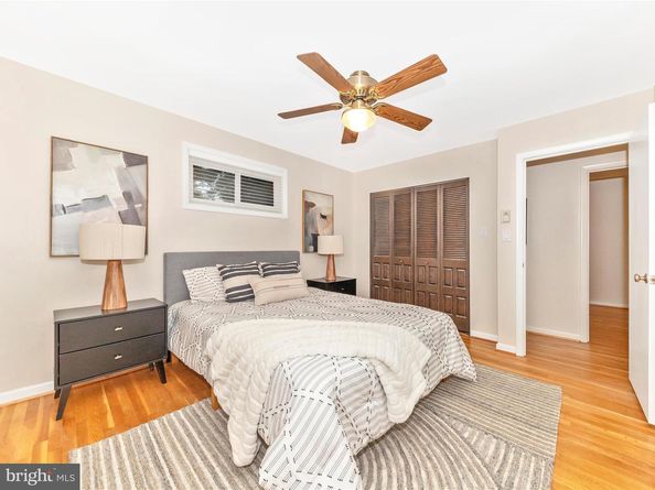 7203 Homestead Place, Springfield VA 22151