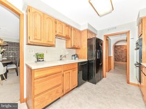 7203 Homestead Place, Springfield VA 22151