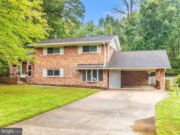 7203 Homestead Place, Springfield VA 22151