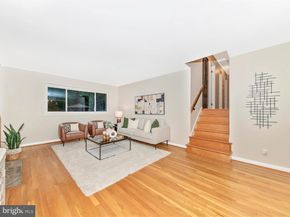 7203 Homestead Place, Springfield VA 22151