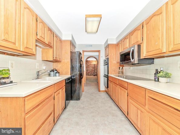 7203 Homestead Place, Springfield VA 22151