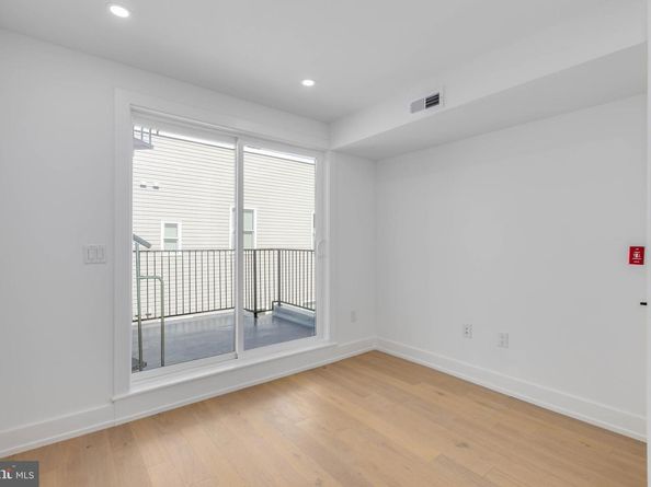 2139 Bainbridge Street, Philadelphia PA 19146