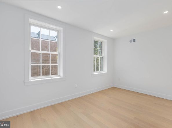 2139 Bainbridge Street, Philadelphia PA 19146