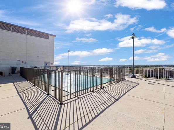 2726 Gallows Road 1004, Vienna VA 22180