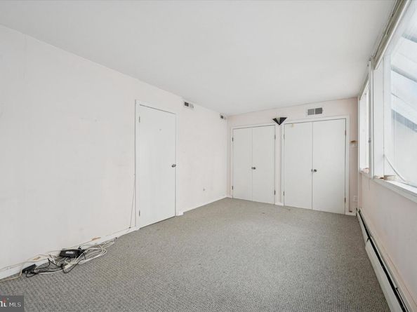 304 Delancey Street, Philadelphia PA 19106