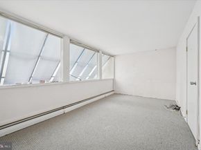 304 Delancey Street, Philadelphia PA 19106