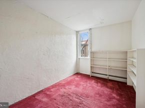 304 Delancey Street, Philadelphia PA 19106