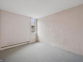 304 Delancey Street, Philadelphia PA 19106