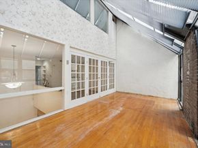 304 Delancey Street, Philadelphia PA 19106