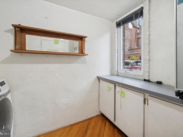 304 Delancey Street, Philadelphia PA 19106