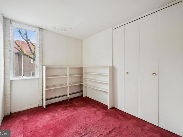 304 Delancey Street, Philadelphia PA 19106