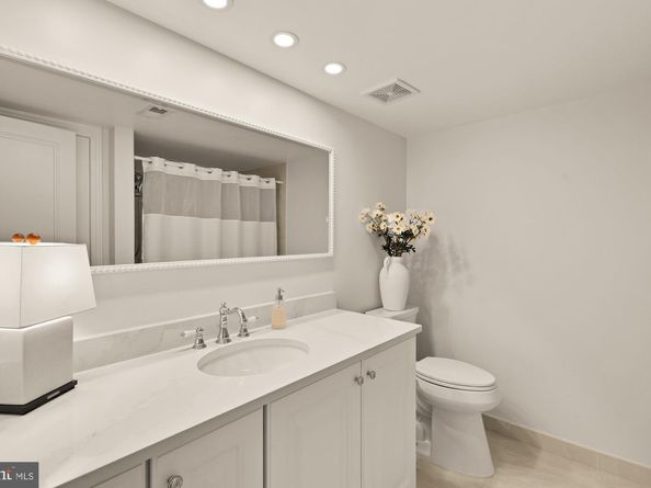 4550 N Park Avenue 614, Chevy Chase MD 20815