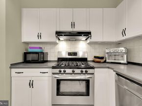 3041 Sedgwick Street NW 402D, Washington DC 20008