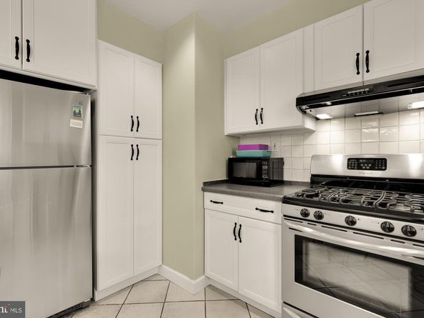 3041 Sedgwick Street NW 402D, Washington DC 20008