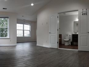 9817 Academy Road A, Philadelphia PA 19114