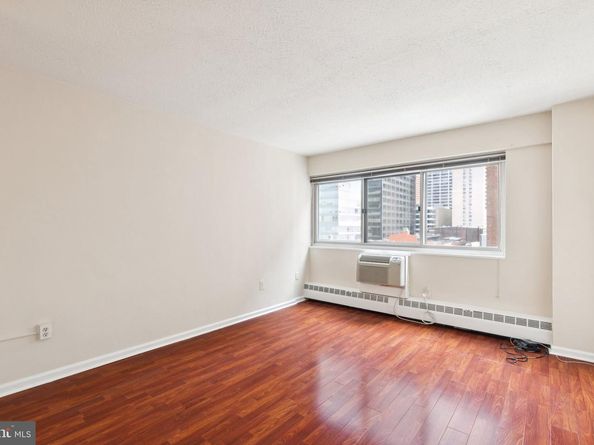 2101 Chestnut Street 719, Philadelphia PA 19103