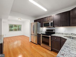 11721 Karbon Hill Court T2, Reston VA 20191