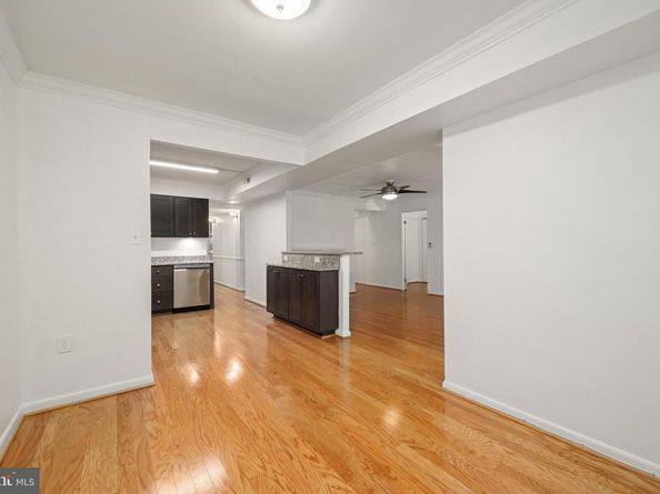 11721 Karbon Hill Court T2, Reston VA 20191