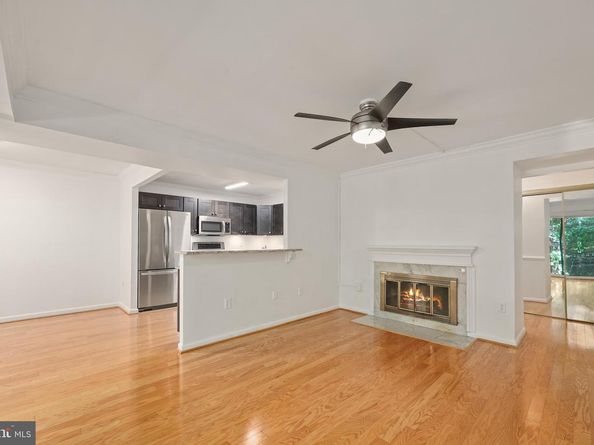 11721 Karbon Hill Court T2, Reston VA 20191