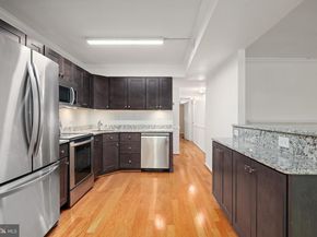 11721 Karbon Hill Court T2, Reston VA 20191