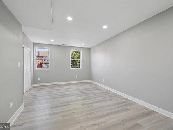 4542 Sansom Street, Philadelphia PA 19139