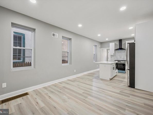 4542 Sansom Street, Philadelphia PA 19139