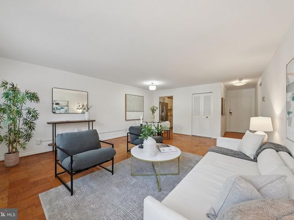 5406 Connecticut Avenue NW 501, Washington DC 20015
