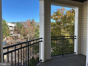 12933 Centre Park Circle 305, Herndon VA 20171