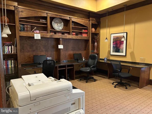 12933 Centre Park Circle 305, Herndon VA 20171