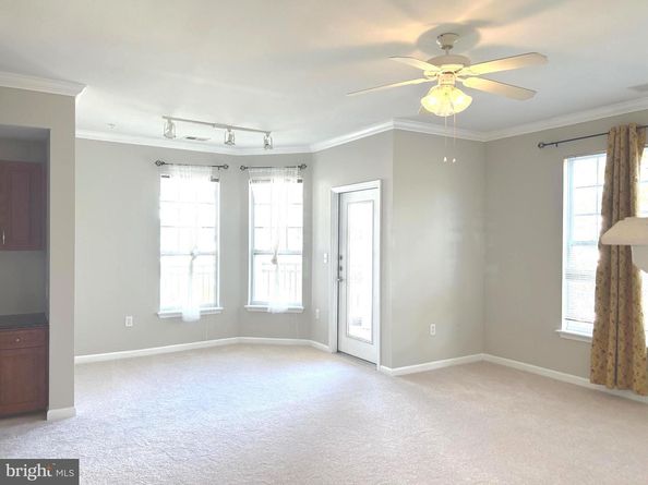 12933 Centre Park Circle 305, Herndon VA 20171