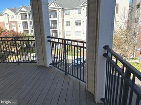 12933 Centre Park Circle 305, Herndon VA 20171