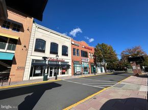 12933 Centre Park Circle 305, Herndon VA 20171