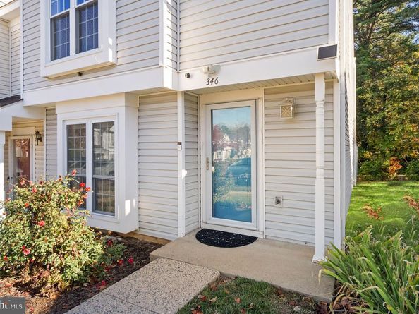 346 Lancaster Square, Sterling VA 20164
