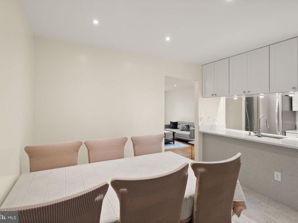 346 Lancaster Square, Sterling VA 20164