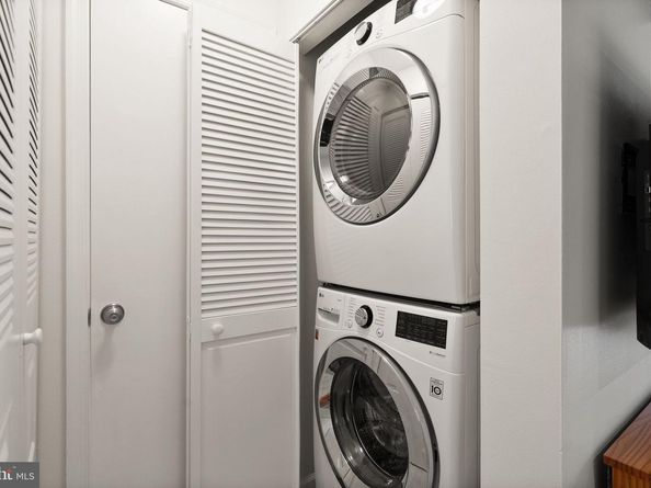 346 Lancaster Square, Sterling VA 20164