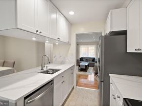 346 Lancaster Square, Sterling VA 20164