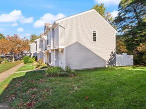346 Lancaster Square, Sterling VA 20164