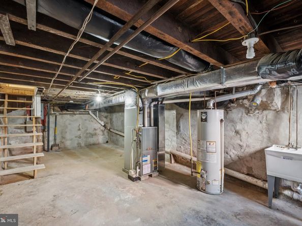 930 French Street, Philadelphia PA 19122