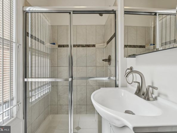 930 French Street, Philadelphia PA 19122