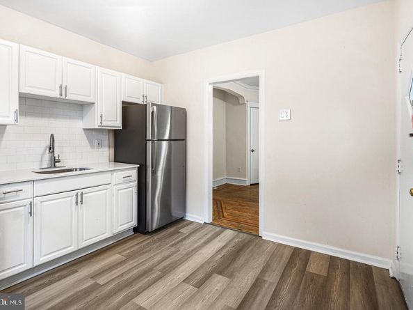 324 Kingston Road, Upper Darby PA 19082