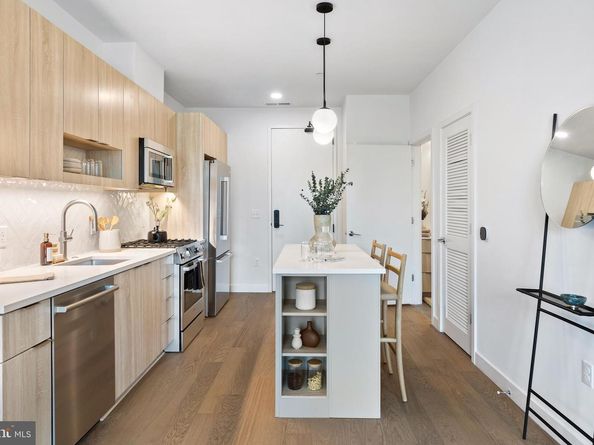 7175 12TH Street NW 421, Washington DC 20012