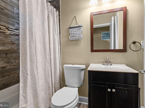 50 Neptune Lane, Levittown PA 19054